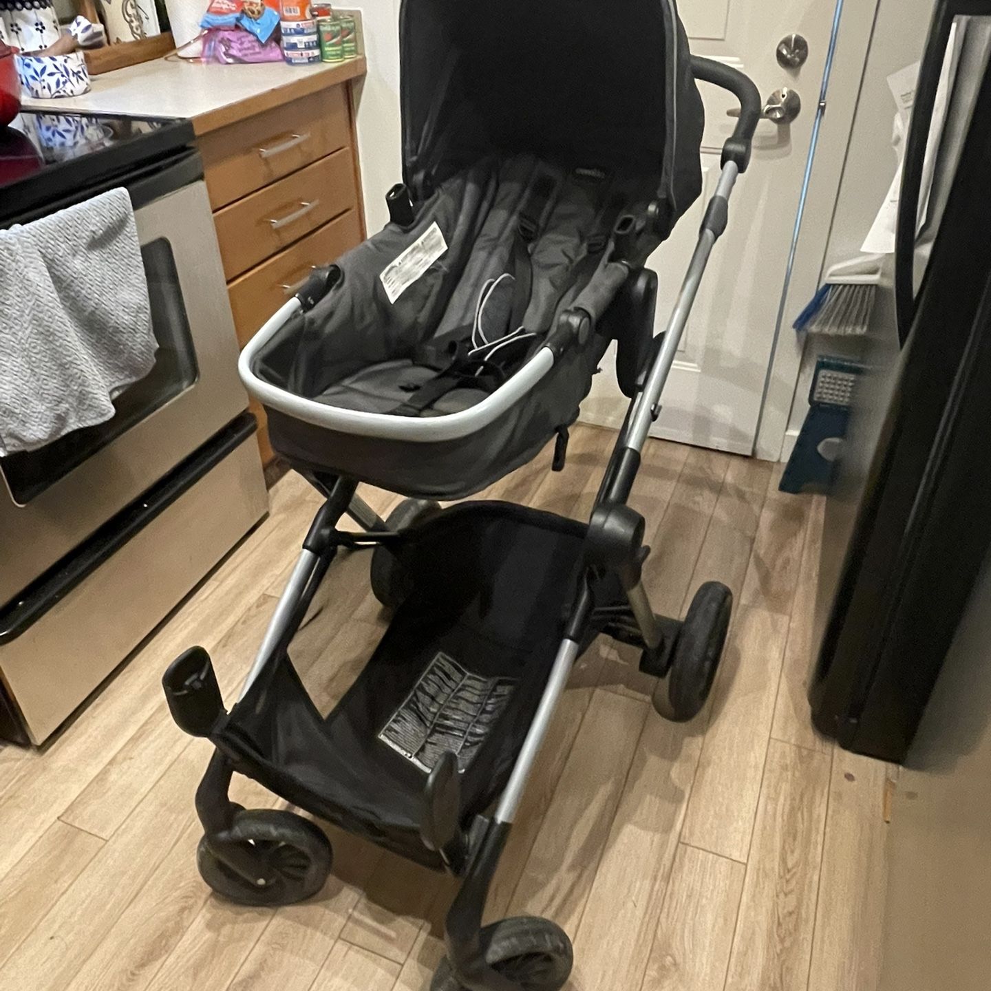 uppababy vista double henry V3 With Bassinet VARIOUS COLOURS Stone Blue/Silver (Callum) The Evenflo | The Color:Hue Sky Blue even in the warmest MasterSKU:ST-579601