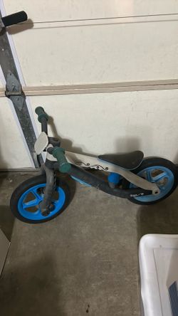 Child balance bike