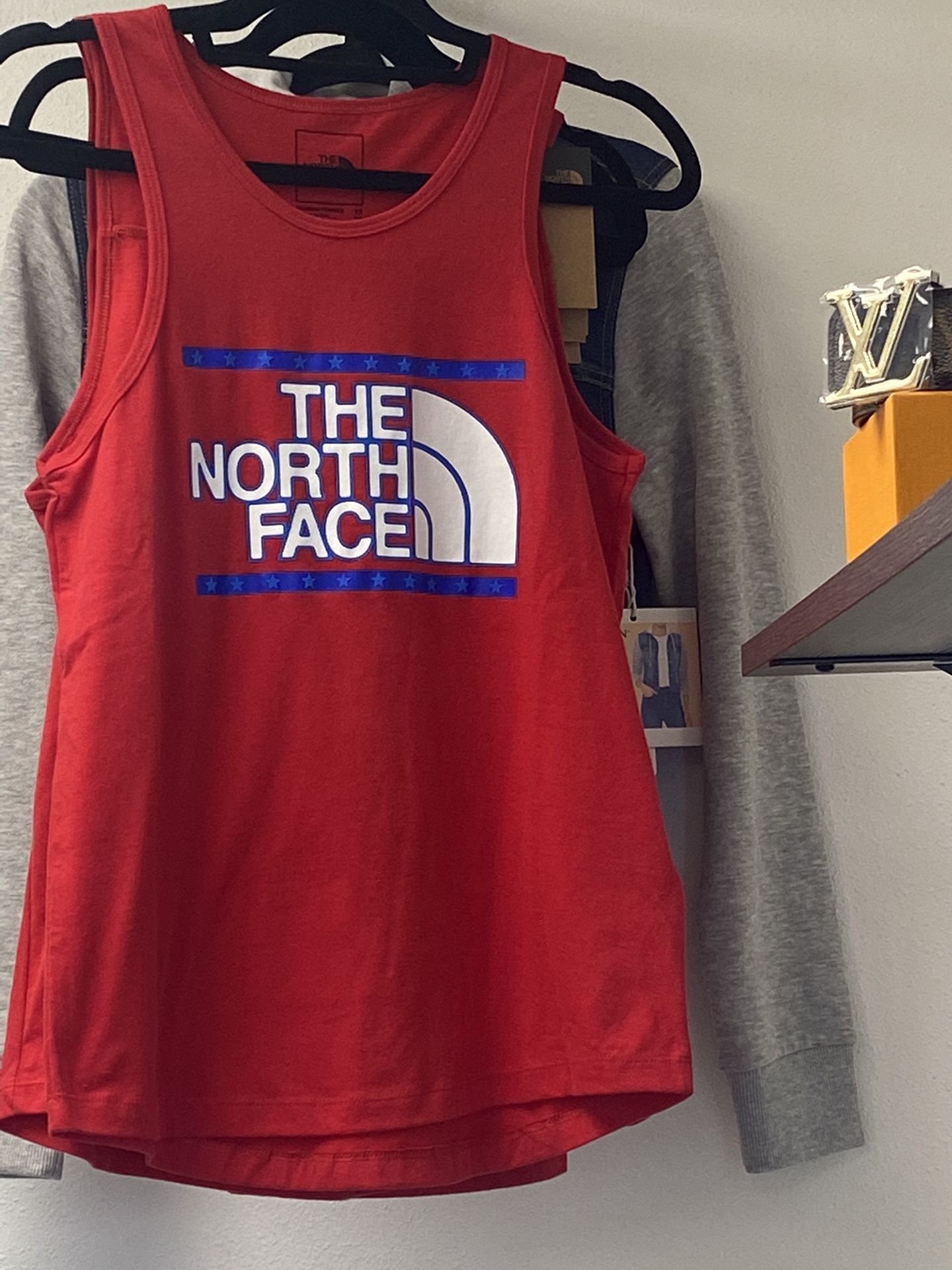 North face Women’s Tank Top