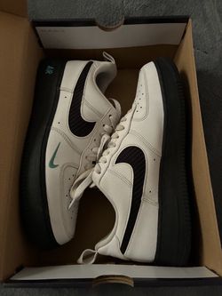 NIKE AIR FORCE 1 ‘07 Lv8 J22