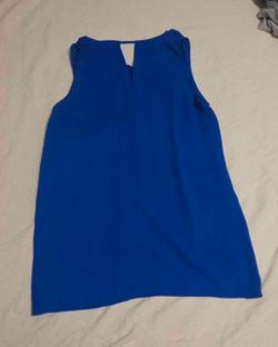 Women's Size M Sleeveless Top