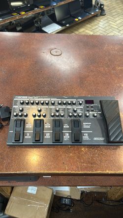 Boss effects ME-80 processor