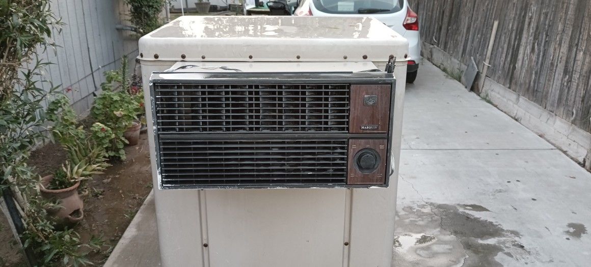 Swamp Cooler In Good Shape . Gives Good Air And Works Good