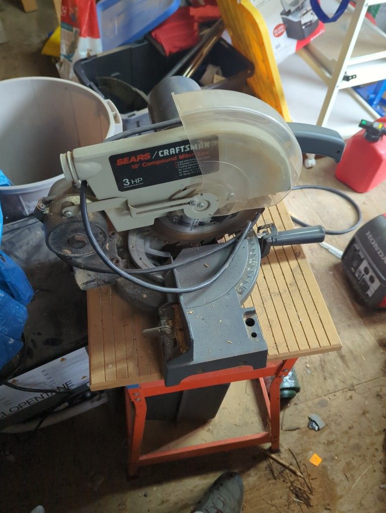 Craftsman 10" Compound Miter Saw