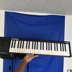 Alesis MIDI keyboard 