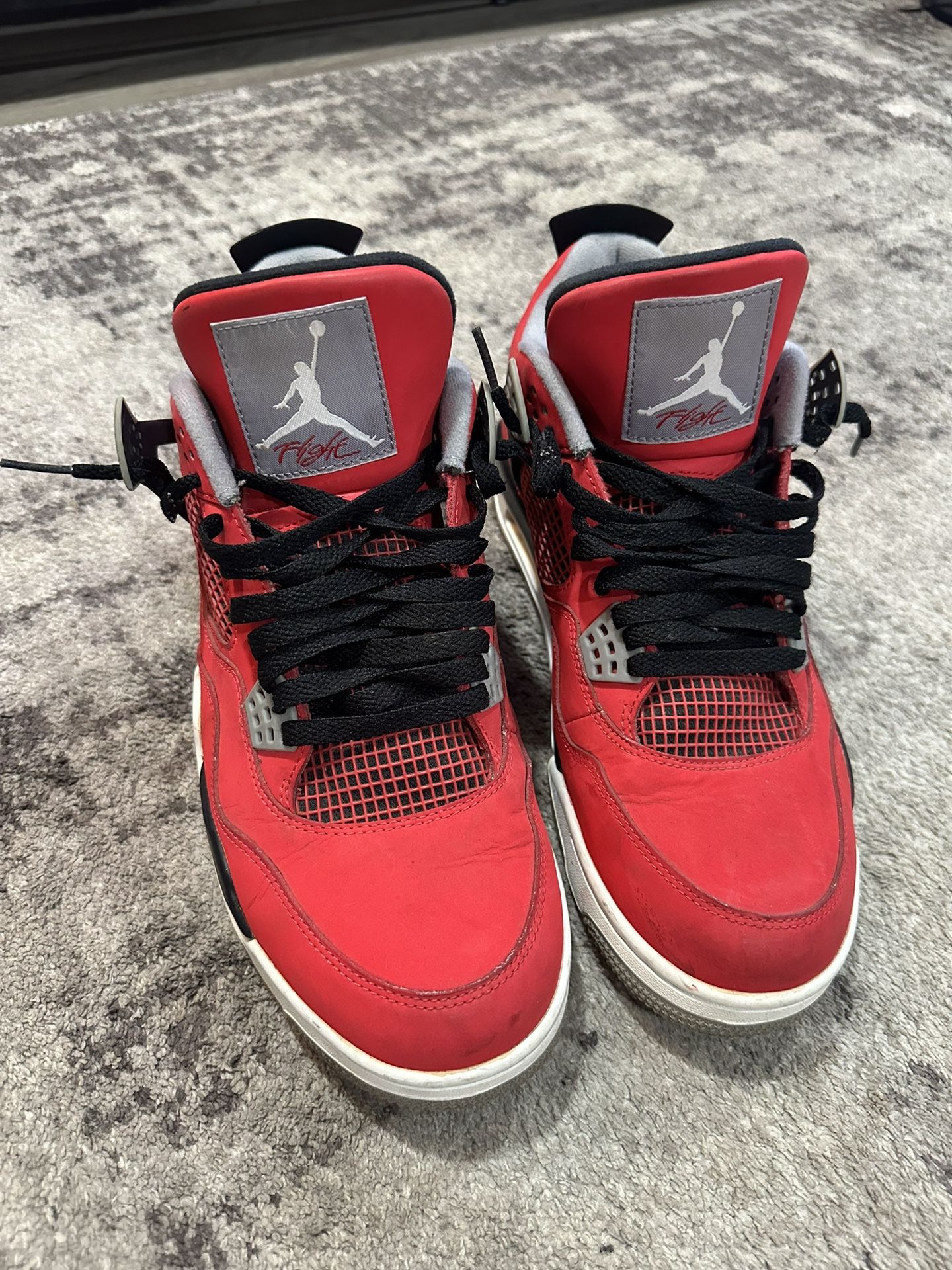 Jordan Retro 4 Toro Bravo 