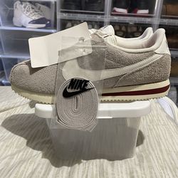 Sz 10.5 Nike $60 FIRM NO TRADES