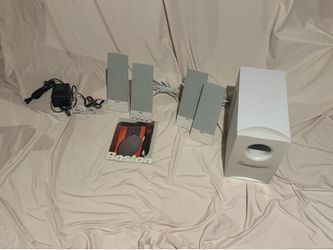 Boston Acoustics BA 7500G 5-Piece Surround Speaker System (Wired).