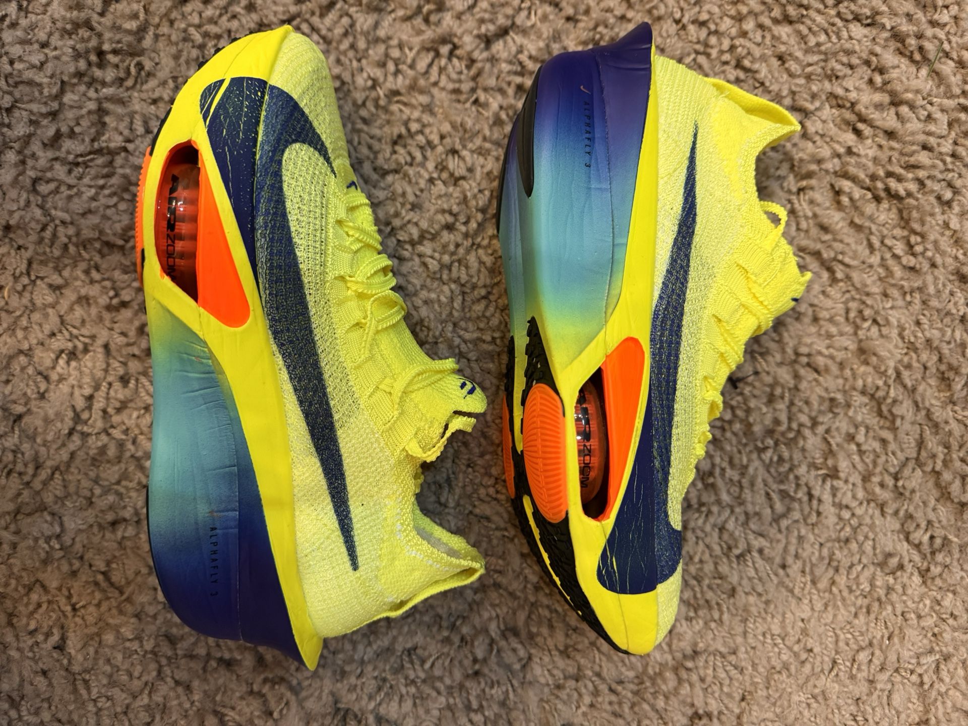 Nike Air Zoom Alphafly NEXT% Fast Pack Women's Size FD8315 700