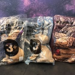 1997 Taco Bell  Chihuahua Plush Toys. New Unopened.