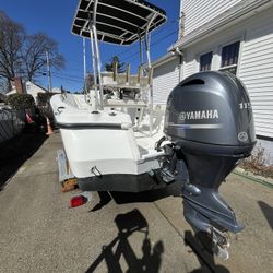 2003 Polar 17ft Center Console Boat