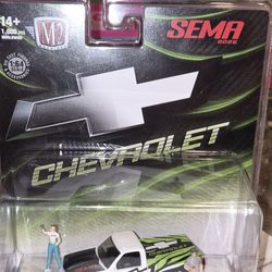 M2 Machines Sema Auto Show Chevy O.b.s Diorama!!