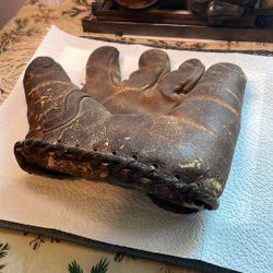Vintage Baseball Glove