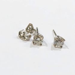 14K White Gold Unisex Pair Diamond Stud Earrings Approx. 0.66 cttw Diamonds I-2534 