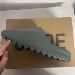 Yeezy Adidas Slide Size 11