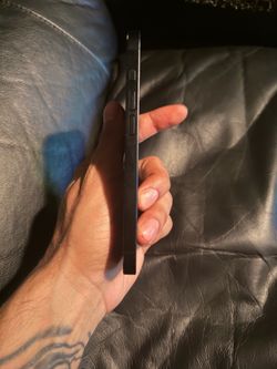 iPhone 16E 512GB
