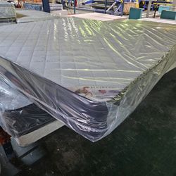 HEIRLOOM SCAPE 11.25 KING QUILTED MATTRESS SET 