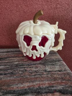 Red Poison Apple Stein
