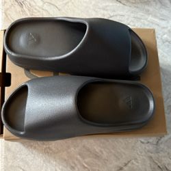 Adida Yeezy Slides Onyx