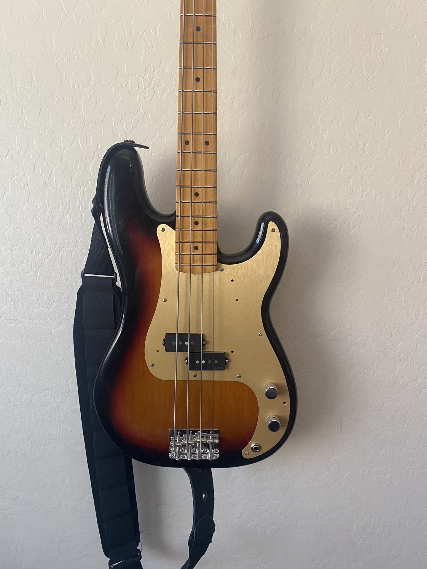 Fender MIM Bass Guitar