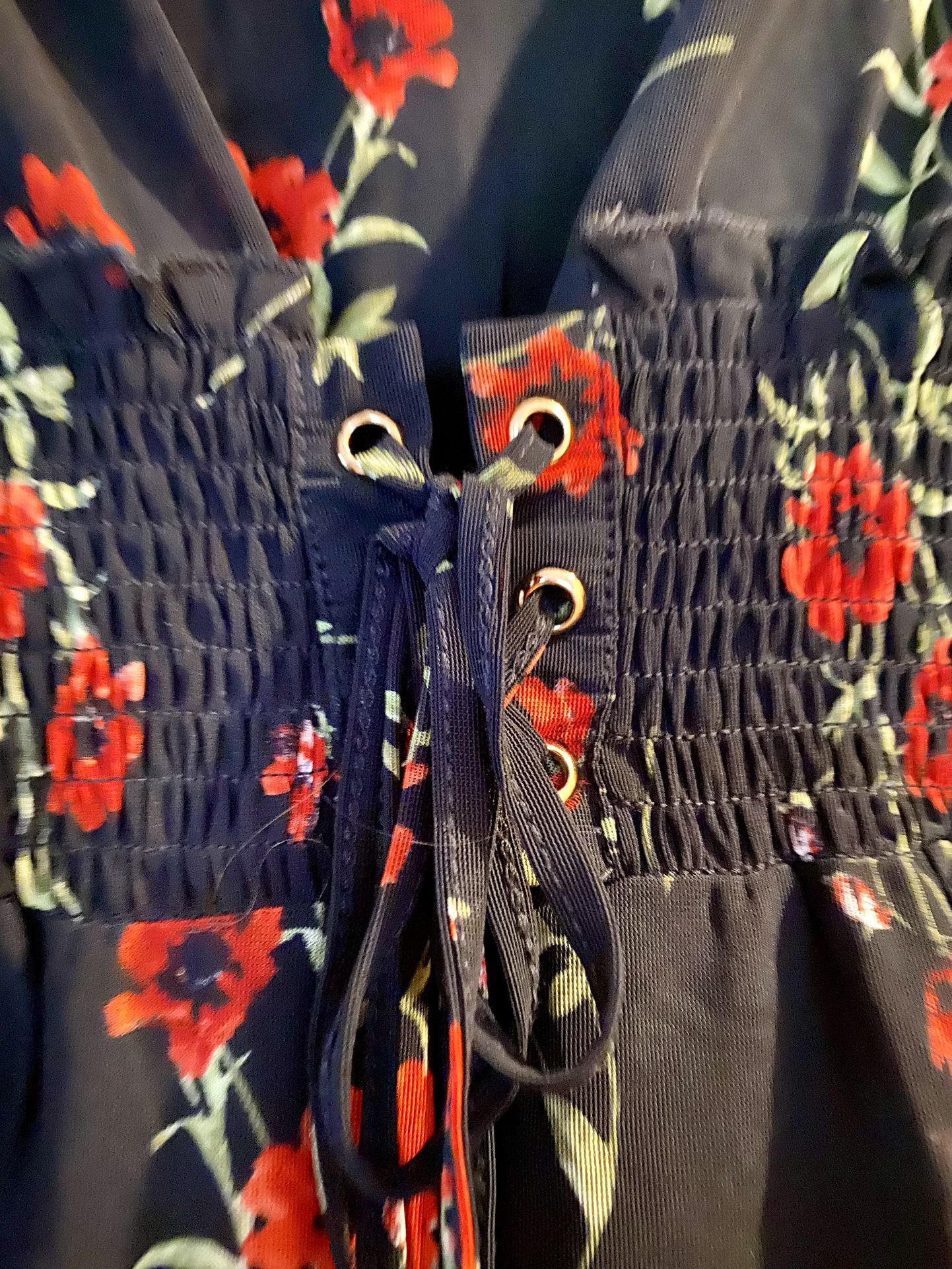 Black Blouse With Red 🌺