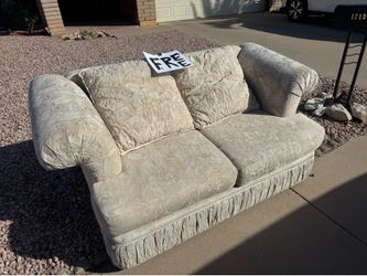 FREE love seat