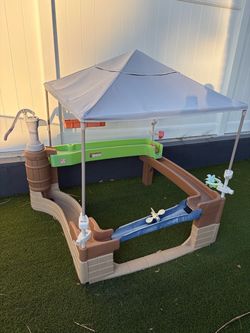 Pump and Splash Shady Oasis Kids Water Play/Table with Shade Canopy