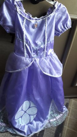Sophia costume