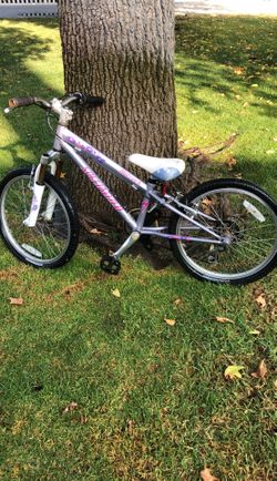Girls bike