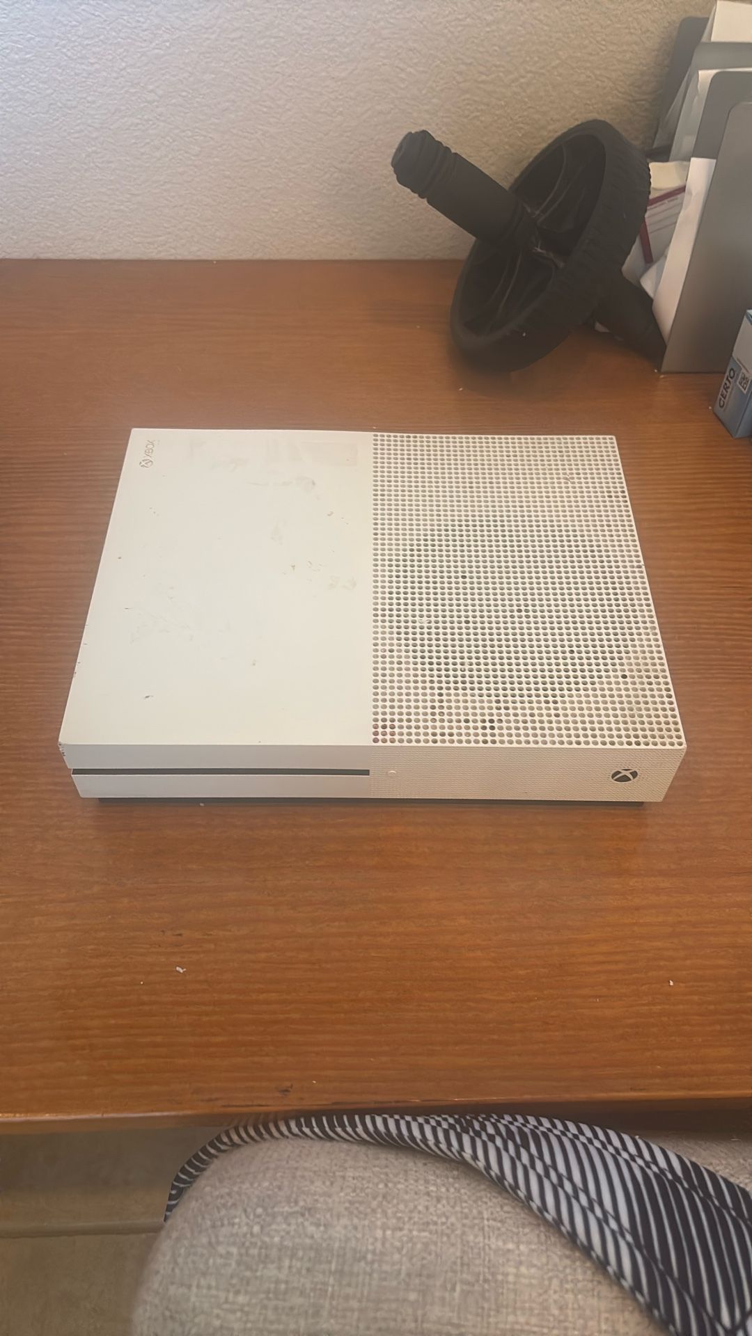 Xbox One s Used (working)