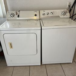 Washer And Dryer (gas) Set.  