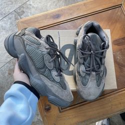 Yeezy 500 Clay Brown 