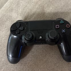 PS4 Controller 