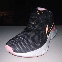 (Size-12) Great Shape, Women's Nike Renew Run
Black White Pink CK6360-001
