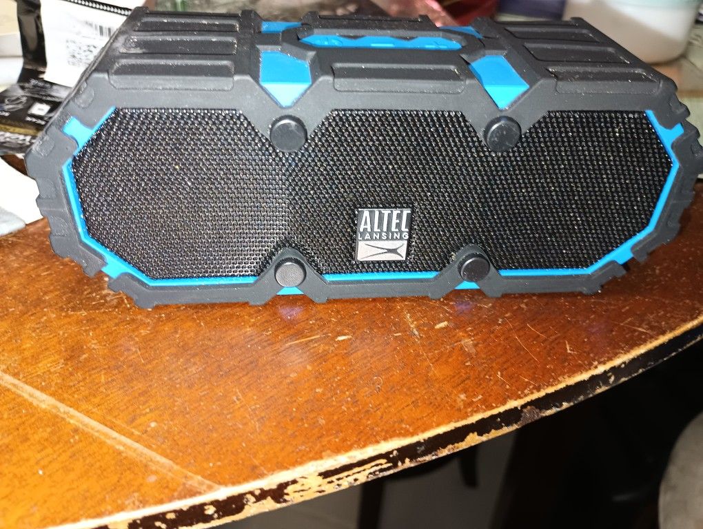 Bluetooth Speaker 