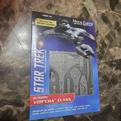 Metal Earth Klingon Vor'cha Class Star Trek Laser Cut 3D Metal Model Kit New