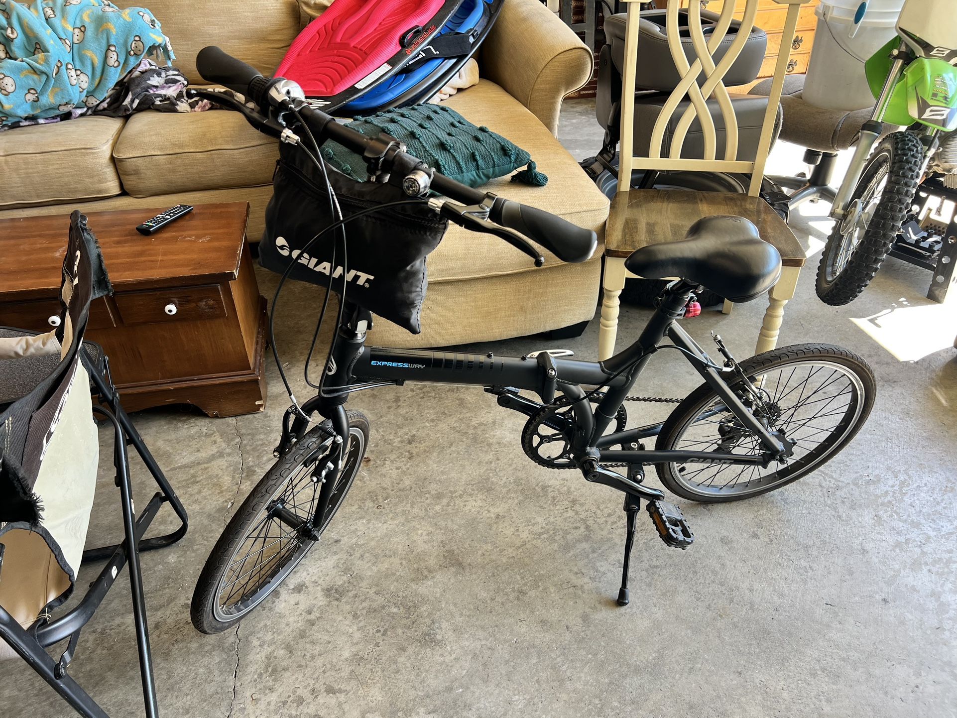Giant Expressway Folding Bike