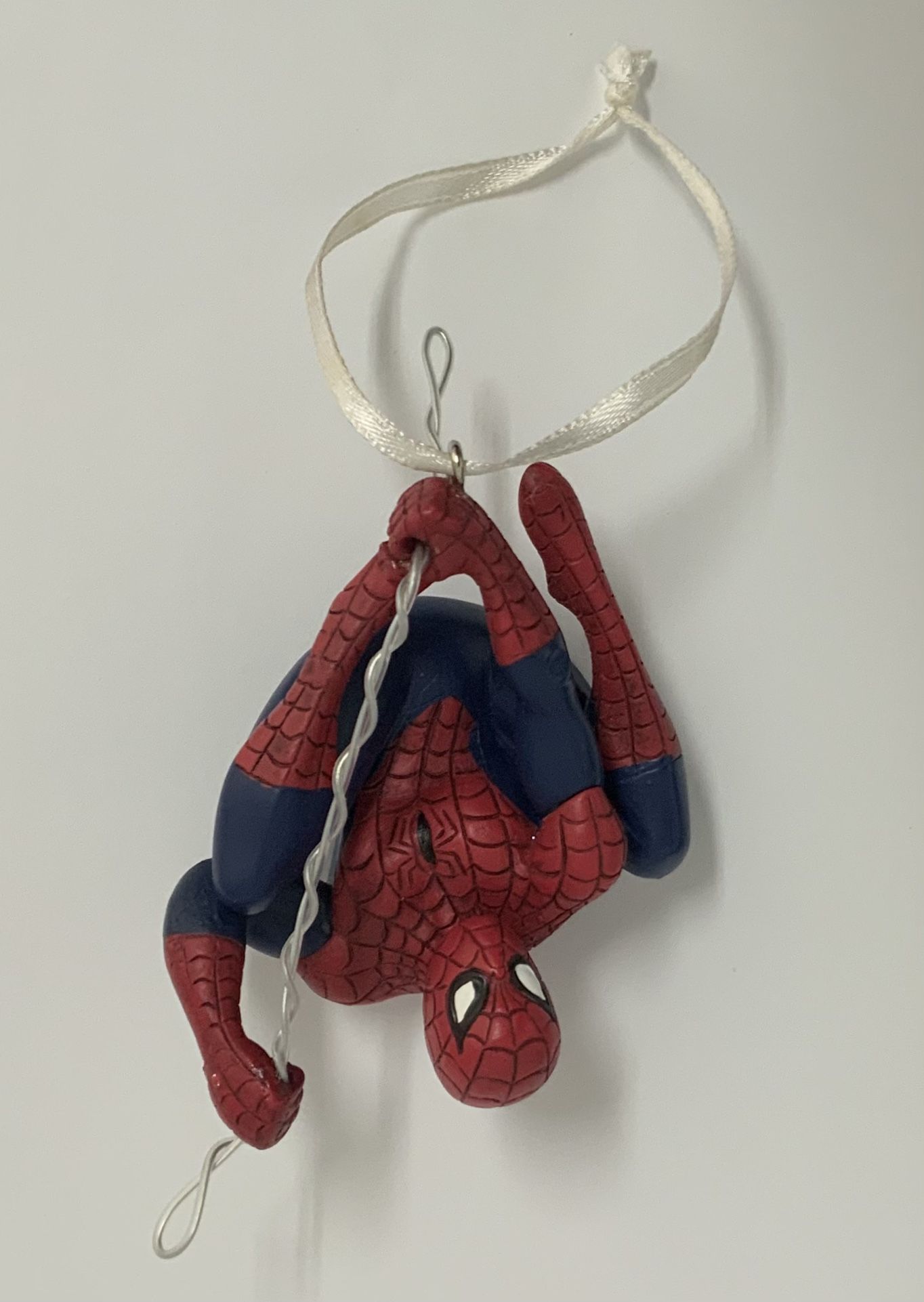 Hallmark Ultimate Spider-man Hanging Upside Down Christmas Ornament
