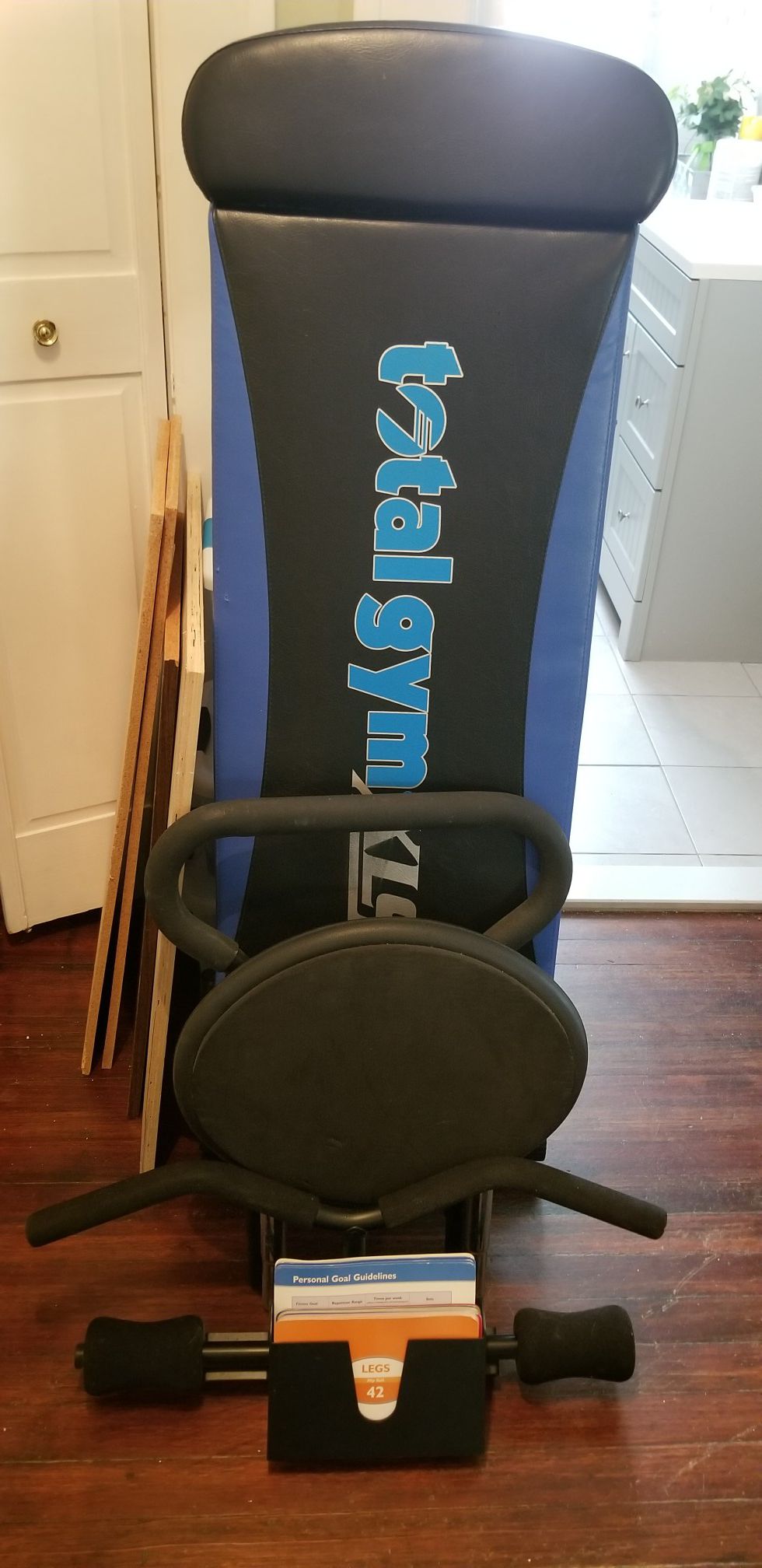 Total gym XLS barely used and like New!
