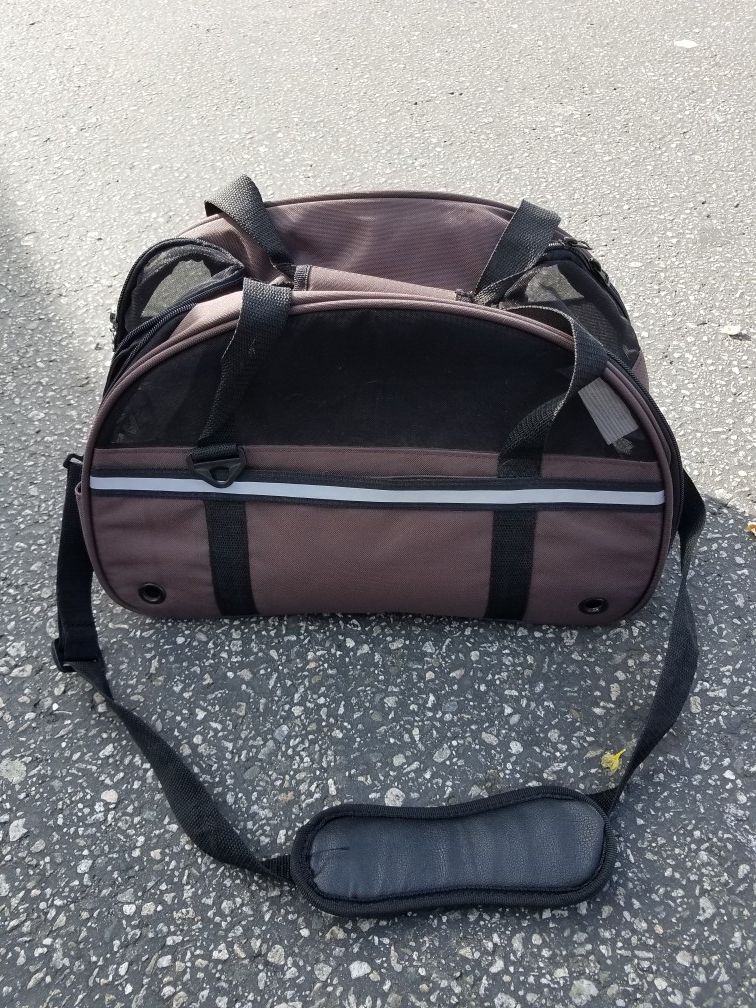 Pet small luggage carrier
