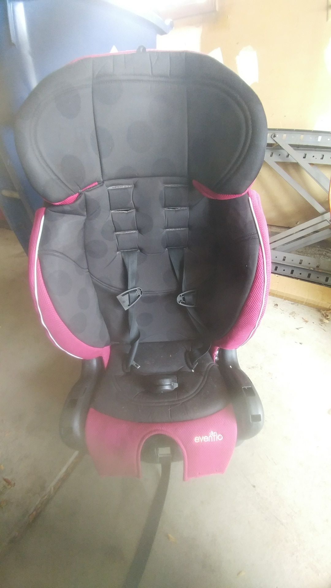 Evenflo Child's car seat