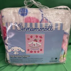 Cinnamonroll Twin Blanket
