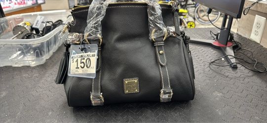 Dooney & Bourke satchel handbag