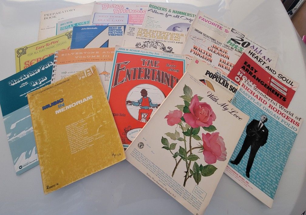 Seventeen Organ Books-$1
