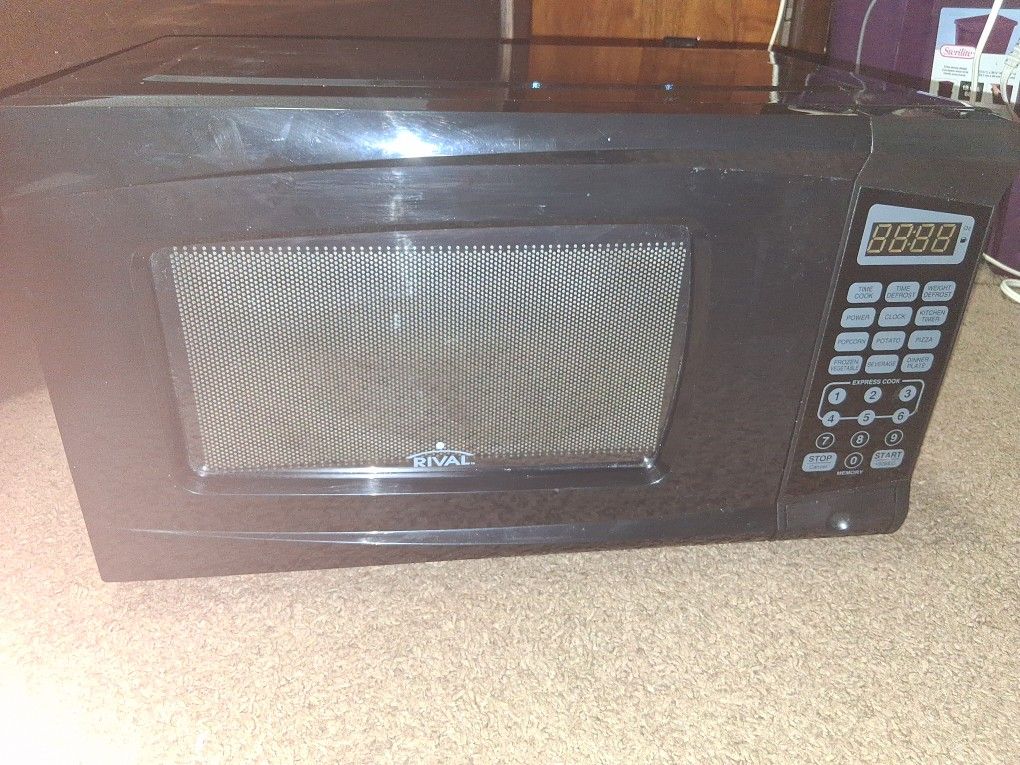 Rival Microwave
