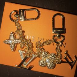 NEW Louis Vuitton Purse Bag gold bling Charm Luxury LV NIB