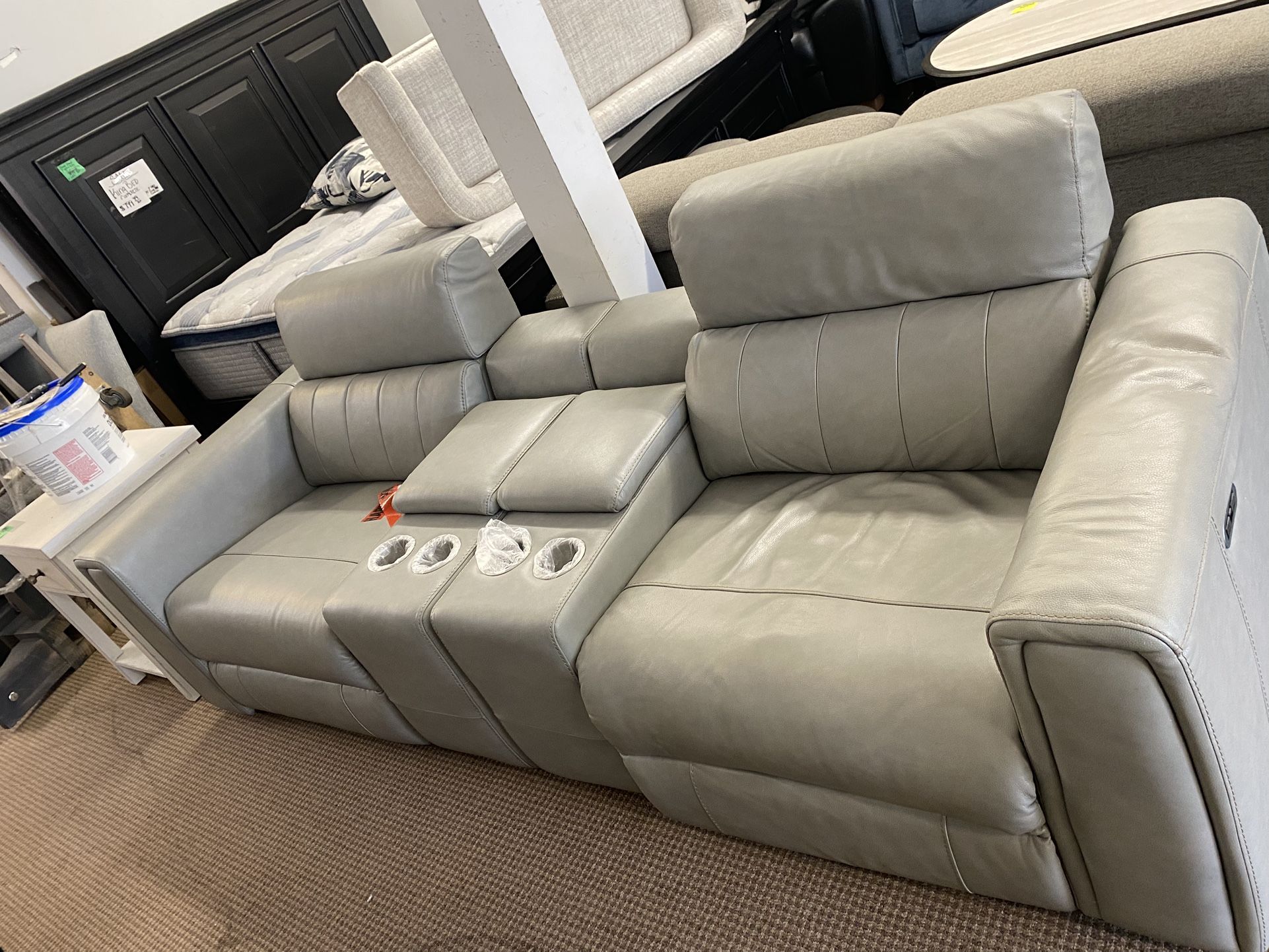 ELEGANT  4PC LEATHER POWER RECLINING SOFA WITH CONSOLE 
