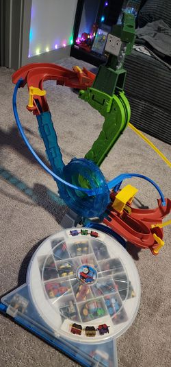 Thomas & Friends Mini Train Bundle with Track Set – 30+ Minis