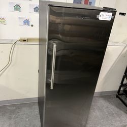 Small Size Galanz Fridge (in Store)