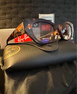 New RayBans - Box, Pouch Cloth All Included